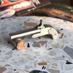 Mouse double-barreled gun i